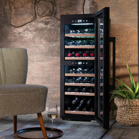 Caso Smart Wine Cooler WineExclusive 38 Energy efficiency class G, Free standing, Bottles capacity 38 bottles, Cooling type Comp