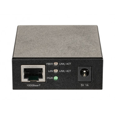 D-Link 1000BaseT to SFP Standalone Media Converter DMC-G01LC Gigabit SFP port, 10/100/1000 Mbps port