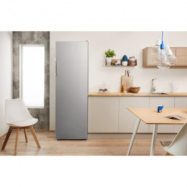 INDESIT | Refrigerator | SI6 2 S | Energy efficiency class E | Free standing | Larder | Height 167 cm | Fridge net capacity 323 