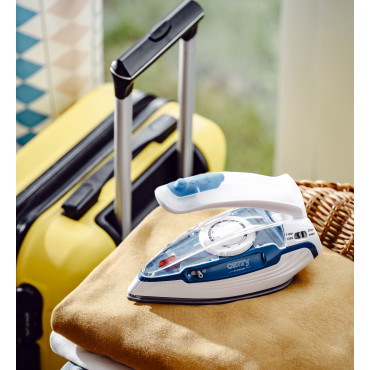 CR 5040 | Steam travel iron | 1600 W | Water tank capacity 80 ml | Continuous steam 10 g/min | Steam boost performance 50 g/min 