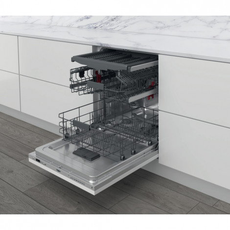 Dishwasher | WIC 3C26 F | Built-in | Width 59.8 cm | Number of place settings 14 | Number of programs 8 | Energy efficiency clas