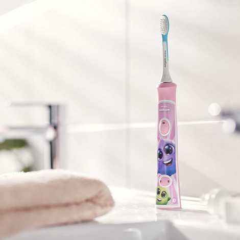 Philips | Electric toothbrush | HX6352/42 | Rechargeable | For kids | Number of brush heads included 2 | Number of teeth brushin