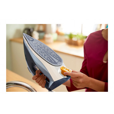 Philips Steam Iron | DST7020/20 | Steam Iron | 2800 W | Water tank capacity 300 ml | Continuous steam 50 g/min | Steam boost per