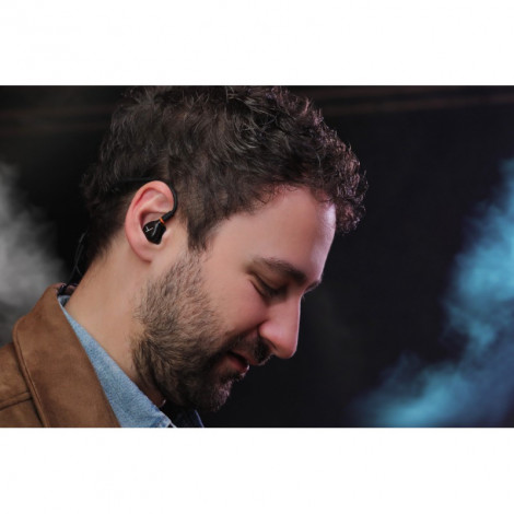 Beyerdynamic Mixing and Critical Listening Earphones with Detachable Connection Cable | DT 70 IE | 3.5 mm | Black