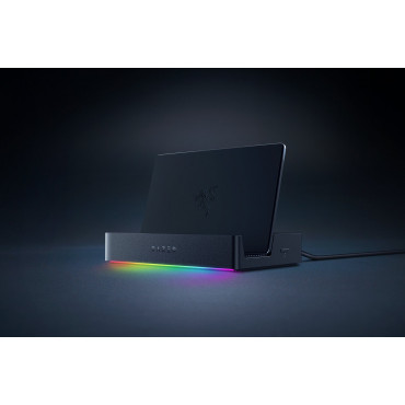 Razer | Handheld Dock Chroma - USB Type C 6-in-1 Docking Station