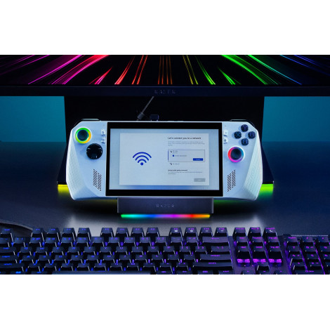 Razer | Handheld Dock Chroma - USB Type C 6-in-1 Docking Station