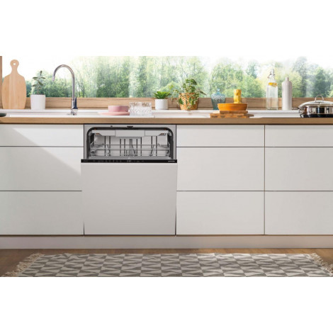 Gorenje Dishwasher | GV16D5 | Built-in | Width 59.8 cm | Number of place settings 16 | Number of programs 6 | Energy efficiency 