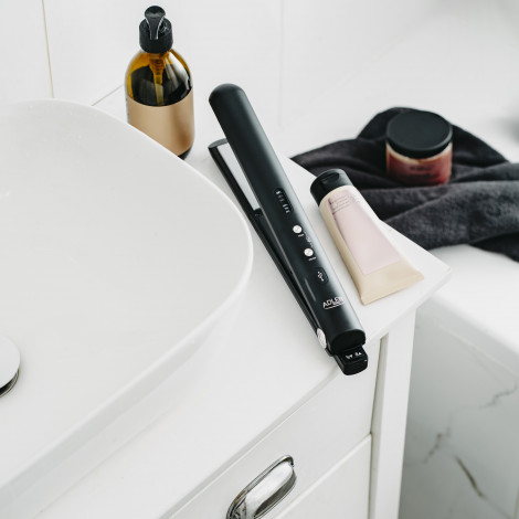 Adler Cordless Hair Straightener | AD 2327 | Ceramic heating system | Display LED | Temperature (min) 160 C | Temperature (max) 