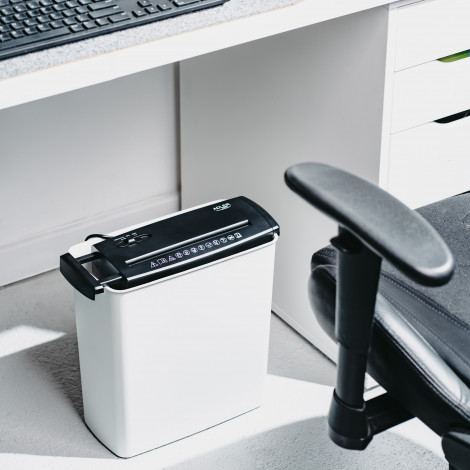 Paper Shredder | AD 1040 | Black