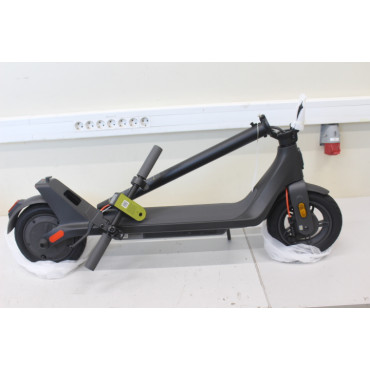 SALE OUT. Xiaomi Electric Scooter 4 Lite (2nd Gen) | Xiaomi 3 month(s) | USED AS DEMO, MISSING INNER PACKAGING