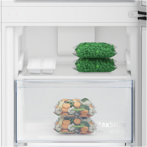 BEKO Refrigerator | B1RCNA364XB | Energy efficiency class E | Free standing | Combi | Height 186.5 cm | No Frost system | Fridge