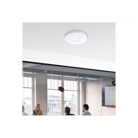 TP-LINK | AX5400 Ceiling Mount WiFi 6 Access Point | EAP670 | 802.11ax | 2.4 + 5 GHz | 574 + 4804 Mbit/s | Ethernet LAN (RJ-45) 