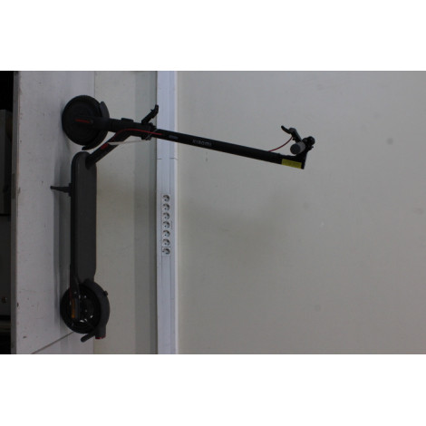 SALE OUT. Xiaomi Electric Scooter 4 Lite EU | Xiaomi Electric Scooter 4 Lite EU | 300 W | 25 km/h | 8.5 " | 3 month(s) | Black |