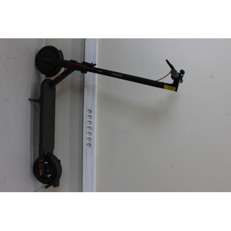 SALE OUT. Xiaomi Electric Scooter 4 Lite EU | Xiaomi Electric Scooter 4 Lite EU | 300 W | 25 km/h | 8.5 " | 3 month(s) | Black |