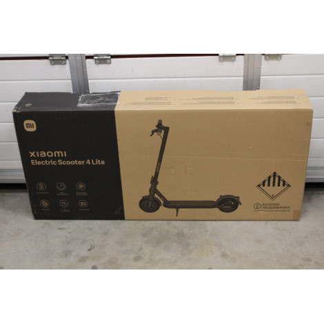SALE OUT. Xiaomi Electric Scooter 4 Lite EU | Xiaomi Electric Scooter 4 Lite EU | 300 W | 25 km/h | 8.5 " | 6 month(s) | Black |