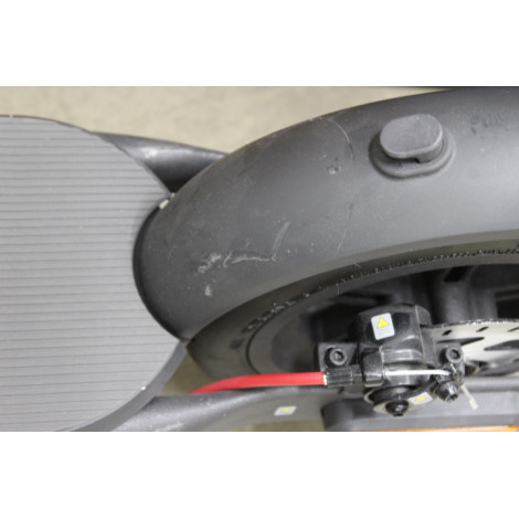 SALE OUT. Xiaomi Electric Scooter 4 EU | Xiaomi Electric Scooter 4 EU | 300 W | 25 km/h | 10 " | 6 month(s) | Black | DEMO, SCRA