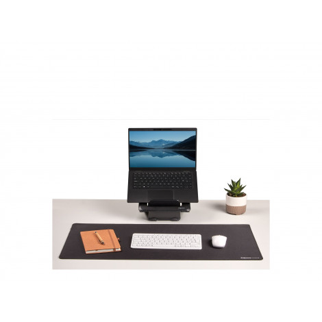 Fellowes Breyta Desk Mat - Black | Fellowes