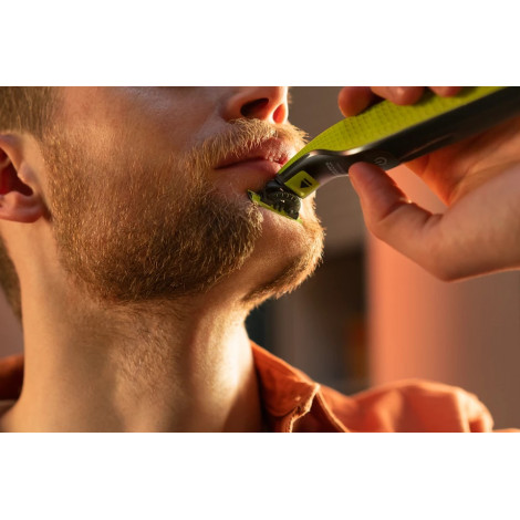Philips Shaver | QP2724/23 OneBlade | Operating time (max) 45 min | Wet & Dry | NiMH | Black/Lime