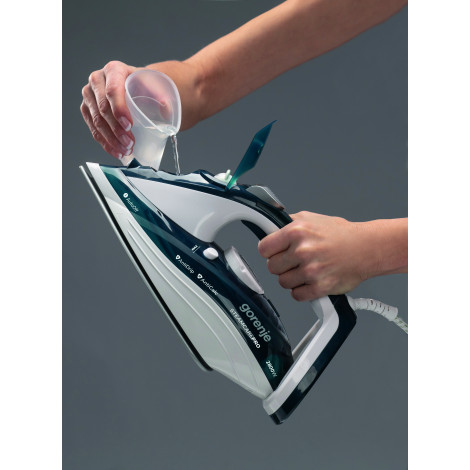 Gorenje | Steam Iron | SIH2800TQC | Steam Iron | Water tank capacity 350 ml | Continuous steam 35 g/min | Power 2800 W | Steam b