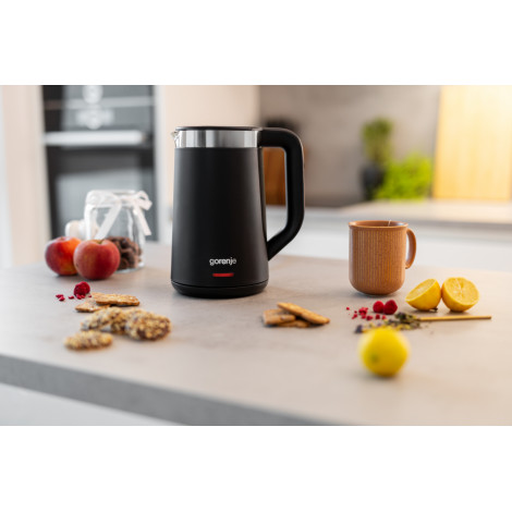 Gorenje Kettle | K17TRDW | Electric | 2200 W | 1.7 L | Plastic/Metal | 360 rotational base | Black