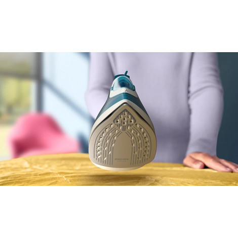 Philips Steam Iron | DST2020/90 2000 series | Steam Iron | 2000 W | Water tank capacity 250 ml | Continuous steam 25 g/min | Ste