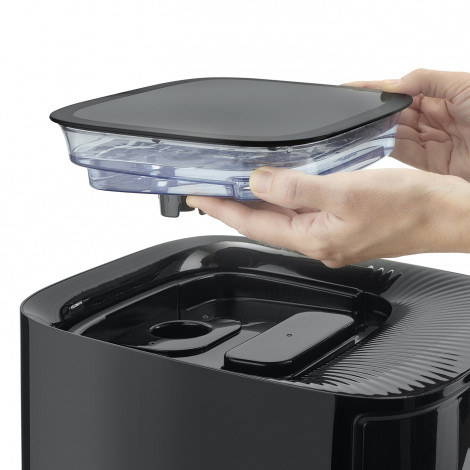 Caso | Air Fryer with Steam Function | Steam and AirFry 700 | Power 1700 W | Capacity 7 L | Black