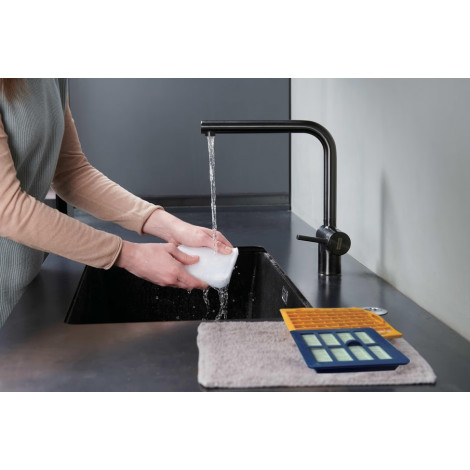 Hoover Vacuum Cleaner | HE120PET 011 | Bagged | Power 700 W | Dust capacity 2.5 L | Iron Grey