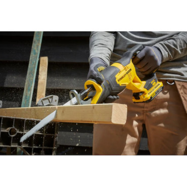 Stanley | 18V V20 Reciprocating Saw - 2 x 2.0Ah Kitbox | SFMCS300D2K-QW | 18 V