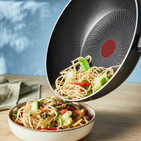 Tefal H0560742 So Light Induction 28cm Wok Pan | TEFAL