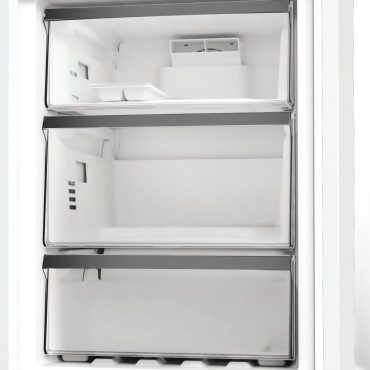 Whirlpool Refrigerator | WHK 26403 XP6E | Energy efficiency class C | Free standing | Combi | Height 203.5 cm | No Frost system 