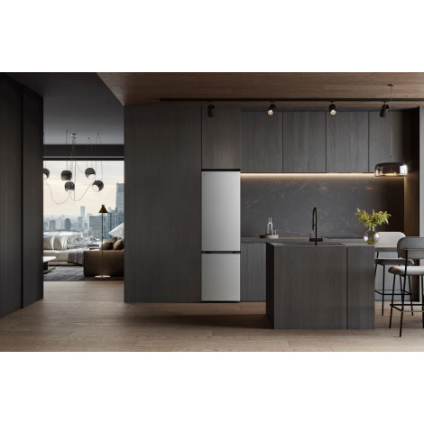 LG GBBSJ10EPY Refrigerator, E, Free-standing, Combi, Height 1.86 m, Net fridge 220 L, Net freezer 113 L, Silver | LG