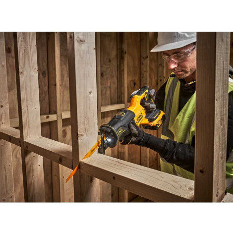 DEWALT 18V XR Brushless Reciprocating Saw - Tool Only | DCS382N-XJ | 880 W