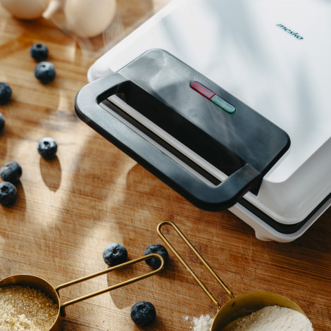 Mesko Waffle Maker | MS 3091 | 1800 W | Number of pastry 2 | Belgium | White