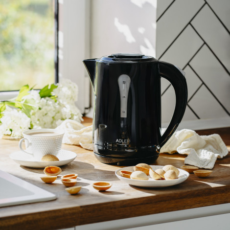 Adler Kettle | AD 1244 | Electric | 1850 W | 2.5 L | Plastic | 360 rotational base | Black