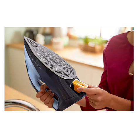 Philips DST7041/20 | Steam Iron | 2800 W | Water tank capacity 300 ml | Continuous steam 50 g/min | Steam boost performance 250 