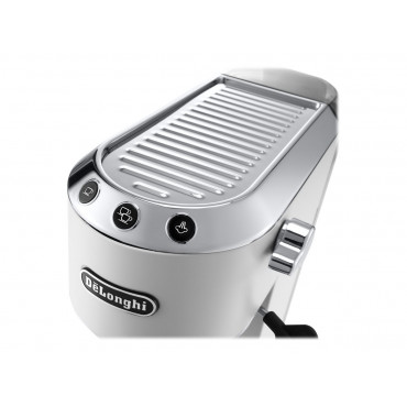 Delonghi | Dedica Pump Espresso | EC685W | Pump pressure 15 bar | Built-in milk frother | Semi-automatic | 1300 W | White