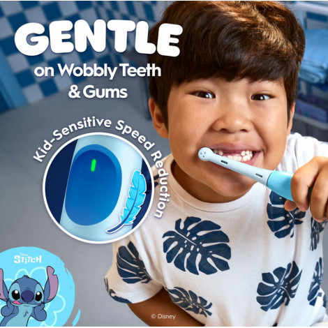 Oral-B Electric Toothbrush with Travel Case, 6Y+ | iO Kids Disney Stitch | Rechargeable | For kids | Number of brush heads inclu