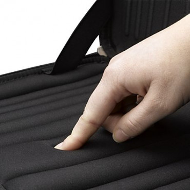 Case Logic | QNS111K | Fits up to size 12 " | Sleeve | Black