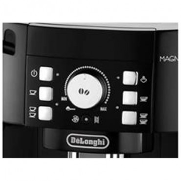 Delonghi | Coffee Maker | Magnifica S | Pump pressure 14 bar | Built-in milk frother | Fully automatic | Black | 1450 W