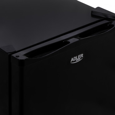 Adler | Thermoelecric Cooler | AD 8089 | Energy efficiency class E | Free standing | Larder | Black