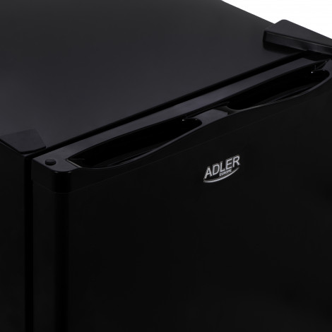 Adler | Thermoelecric Cooler | AD 8089 | Energy efficiency class E | Free standing | Larder | Black