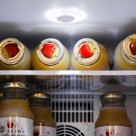 Adler | Thermoelecric Cooler | AD 8089 | Energy efficiency class E | Free standing | Larder | Black