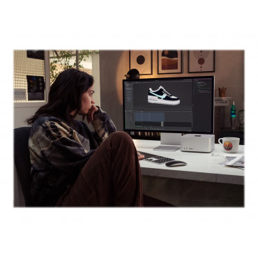 Apple | Studio Display, Standard Glass | 27 " | 5K | 16:9 | 60 Hz | 5120 x 2880 pixels | 600 cd/m | Silver