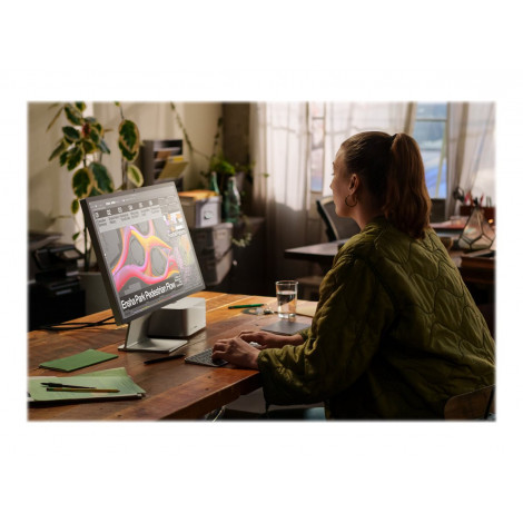Apple | Studio Display, Nano-Texture Glass | 27 " | 5K | 16:9 | 60 Hz | 5120 x 2880 pixels | 600 cd/m | Silver