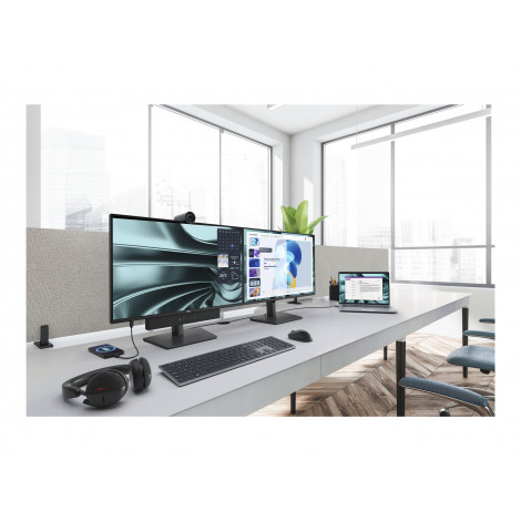 Dell P2426E | 24 " | IPS | WUXGA | 16:10 | 100 Hz | 5/8 ms | 1920 x 1200 pixels | 300 cd/m | HDMI ports quantity 1