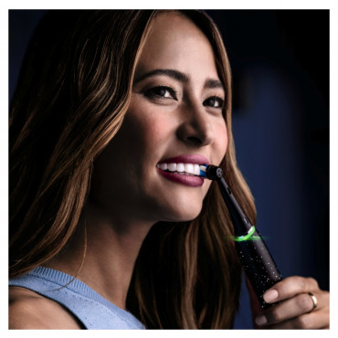 Oral-B Electric Toothbrush | iO10 Series | Rechargeable | For adults | Number of brush heads included 1 | Number of teeth brushi