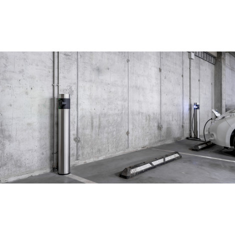 In balance Grid Charging Station 2x22kW, Socket, 4G (LTE), RFID | PC1-U-R