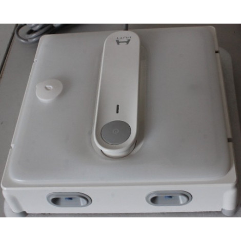 SALE OUT. | HUTT | Windows Cleaning Robot | W9 | Corded | 3800 Pa | White | USED AND DIRTY ITEM