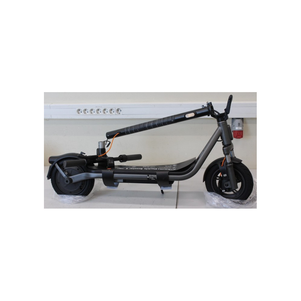 SALE OUT. Xiaomi Electric Scooter 6 Lite GL | Xiaomi 24 month(s) | DAMAGED PACKAGING