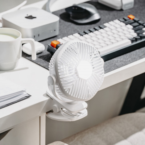 Adler Rechargeable fan with clip | AD 7335 | Table Fan | 6 W | Diameter 12.7 cm | Number of speeds 3 | Oscillation | White